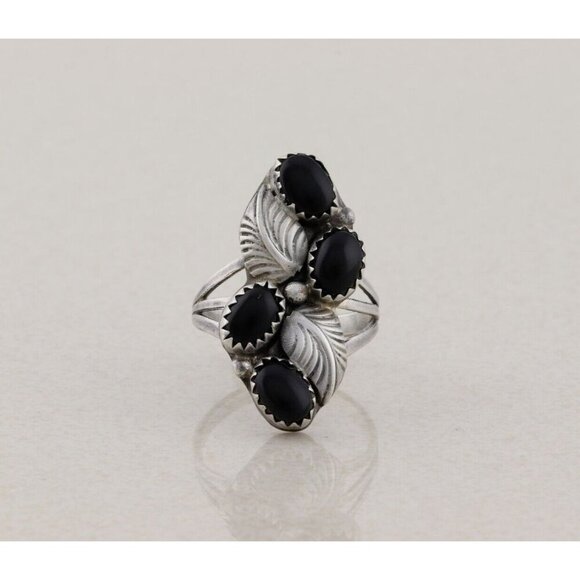 Sterling Silver Natural Onyx Leaf Design Ring Size 7 1/4 - Picture 1 of 6